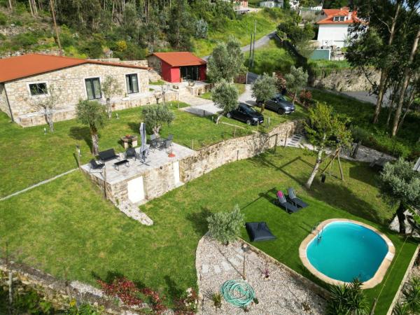Casas de Correndelos, Book  Hotels in Friastelas with a Pool, Swimming Pool