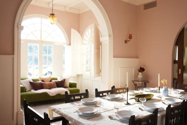 La Torre Guesthouse, Book  Bergueda hotels with breakfast, Breakfasts