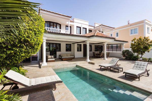 Casa Calma Canaria by Eden Rentals Villas, Buchen Sie  Hotels mit Pool in Teneriffa, Schwimmbad