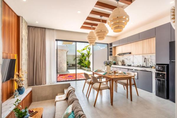 Experience the Aura of Bali at Solari Aura Villa, Reserva ahora  Hoteles con piscina en Bali, Piscina
