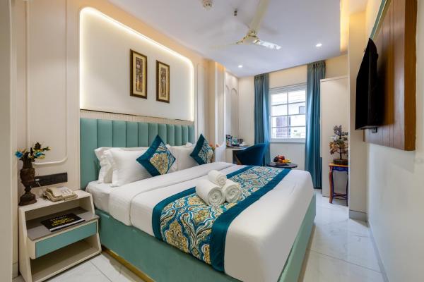 The Western Grand - A Luxury Hotel - Just 6 Mins from CP and New Delhi Station, Prenota  Paharganj 
