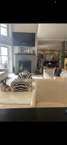 Großzügige Villa in Grünwald mit Alterscharme, Reserva ahora  Gruenwald 