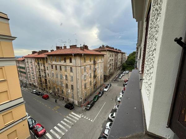 Sweet Suite, per 2 persone a Trieste, Reserva ahora  Hoteles en Véneto con aparcamiento, Aparcamiento