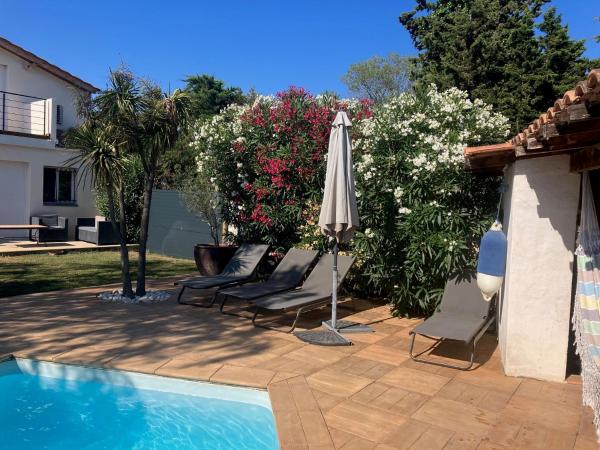 Villa avec piscine proche de la mer, Book  Perols Hotels with a Pool, Swimming Pool