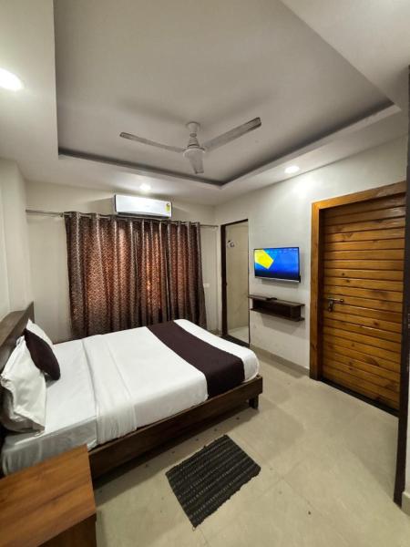 Hotel Regal Edge, Réserver Hôtel Hôtels à Maharashtra avec parking, Parking