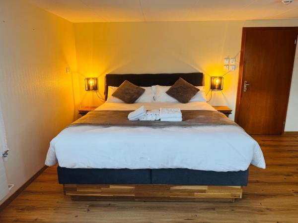 HausHarder Rooms, Buchen Sie   