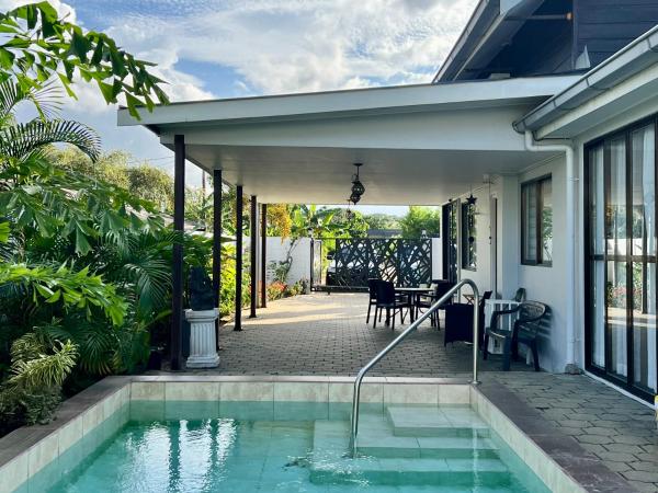 Villa Bluebird, Buchen Sie  Hotels in Paramaribo mit Parkplatz, Parkplätze