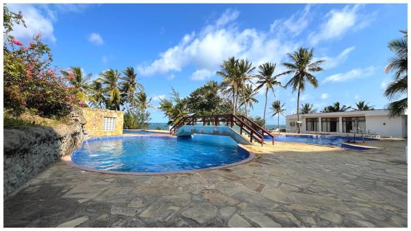 Oceanfront 2 Bedroom Villa with Pool and Beach Access Shanzu, Reserva ahora  Mombasa Coast Region