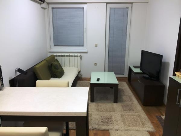 Fortuna Fortis Apartments, Prenota Appartamento Hotel a Skopje con parcheggio, Parcheggio