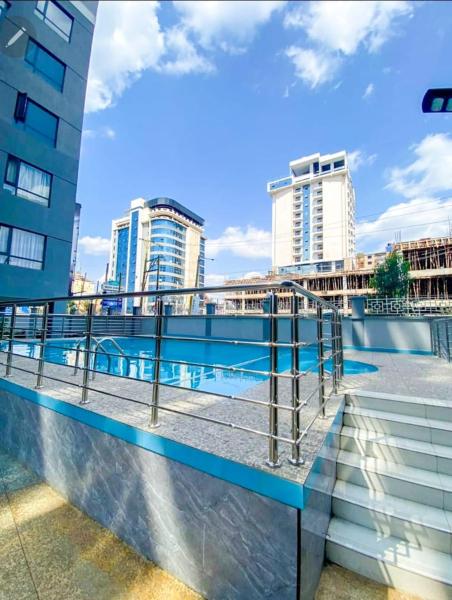 modern executive three bedroom apartment which features swimming pool, state of the art fully equipped gym and all modern unmatched luxurious facilities which offfers luxury lifestyle, Buchen Sie Ferienwohnung Nairobi CBD Nairobi