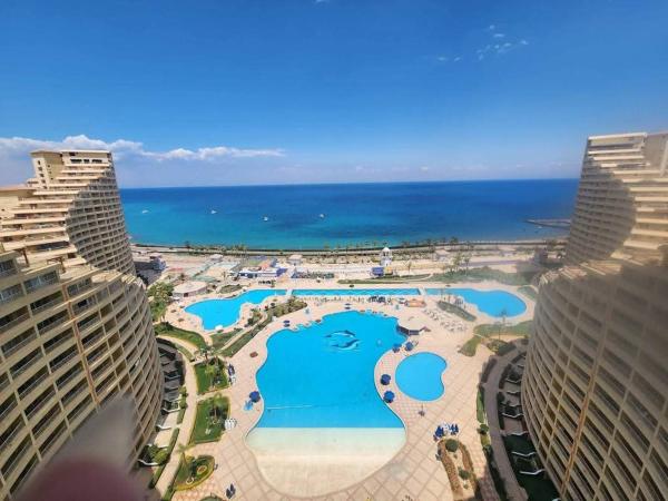 Porto Elsokhna Hotel Appartment, Prenota  Hotel a Governatorato di Suez con piscina, Piscina