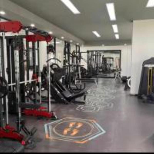 serene one bedroom apartment with fully equipped gym ample parking space swimming pool children playing ground and amazing scenic views, Buchen Sie Ferienwohnung Nairobi CBD Nairobi