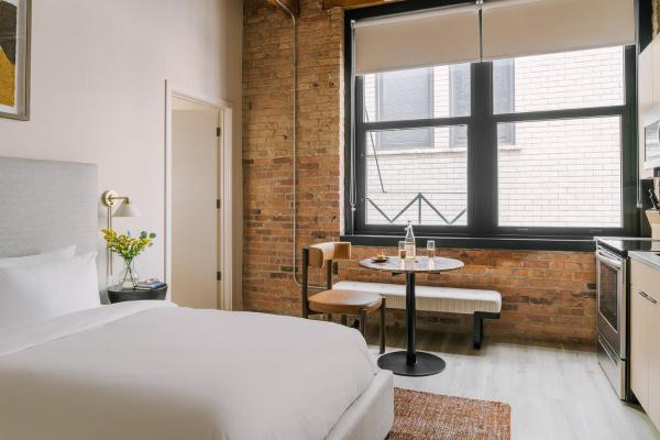 LIVN West Loop Chicago Classic Queen Studio, Buchen Sie  West Loop 