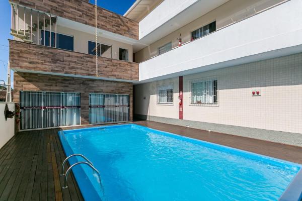 Apto Pântano do Sul c piscina 150m da praia, Buchen Sie  Florianópolis Südbrasilien