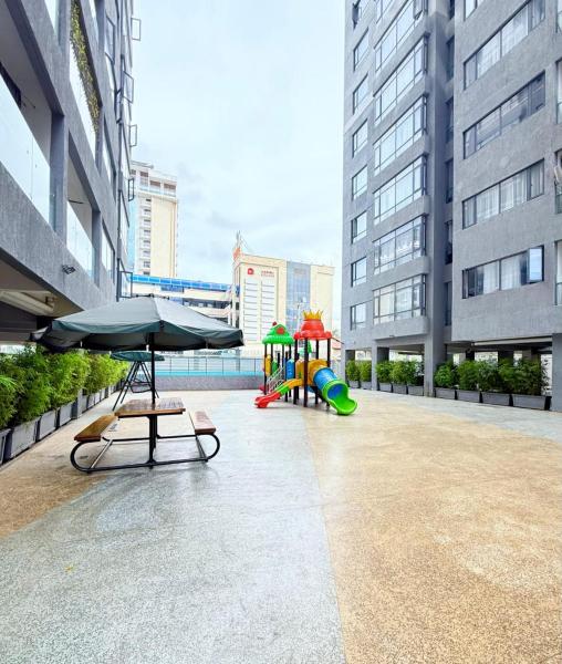 serenity heights three bedroom apartment with swimming pool fully equipped gym ample parking space child play area and amazing scenic views, Buchen Sie Ferienwohnung Nairobi CBD Nairobi