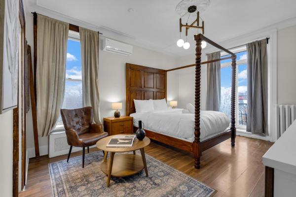 Maison Paris- Quartier des Spectacles, Prenota  Montréal Québec