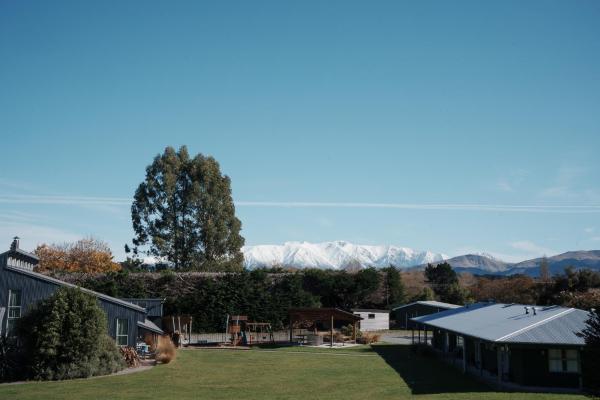 Glenroy Lodge - Ski Lodge and Hostel, Buchen Sie   