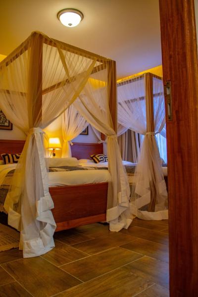 Palace Villa, Buchen Sie  Sekenani Masai Mara