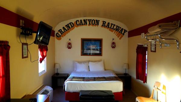 Historic Rail car on route 66, Reserva ahora  Williams 