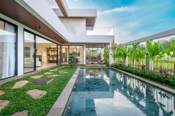 Velora - Luxe Jungle 4BR Villa with Private Pool in Ubud, Reserva ahora  Hoteles con piscina en Bali, Piscina