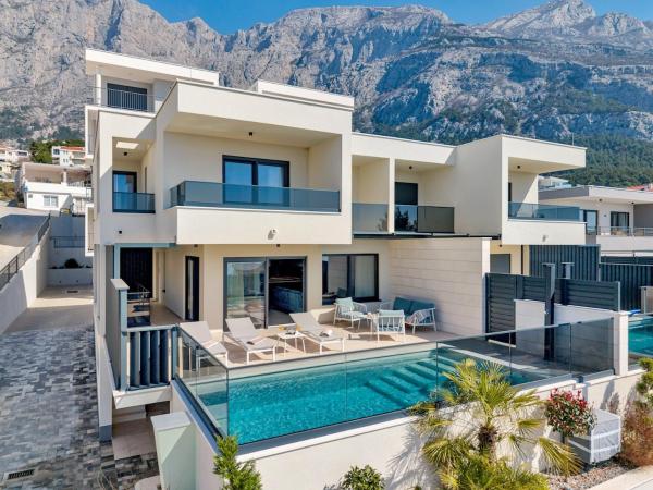 Villa Cvita - Makarska Exklusiv, Buchen Sie  Hotels in Gespanschaft Split-Dalmatien mit Pool, Schwimmbad