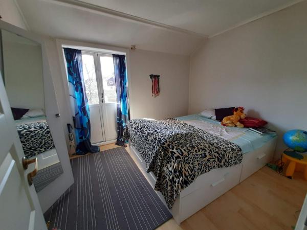 Rooms in Paradis, Buchen Sie  Hotels in Hordaland mit Parkplatz, Parkplätze
