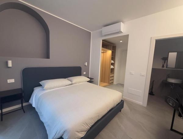 Alla Casa di Gio 3 6, Book  Milan Lombardy