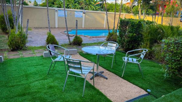 The Aviators Villa, Prenota  Hotel a Mauritius Costa Ovest con piscina, Piscina