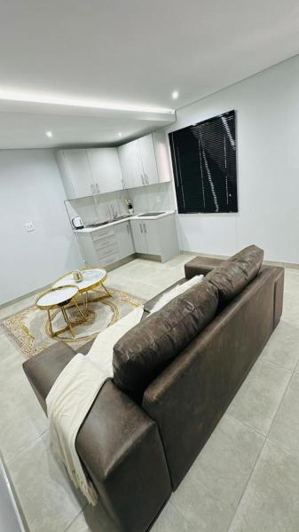 DECADE Self-catering, Buchen Sie  Hotels in Swakopmund mit Parkplatz, Parkplätze