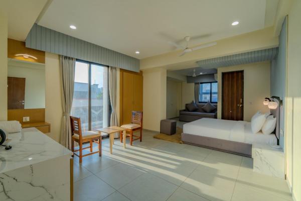 hotel mon ville alkapuri, Réserver  Vadodara Gujarat