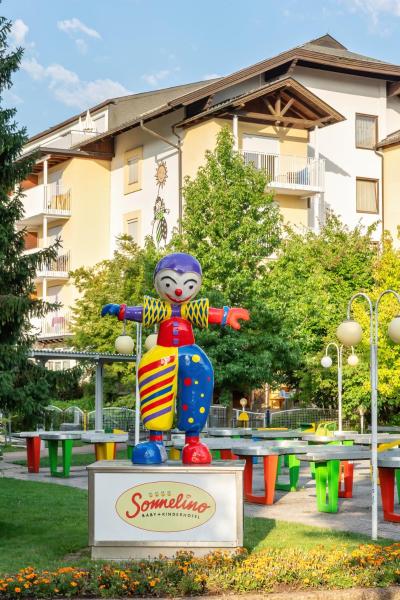 Baby- und Kinderhotel Sonnelino, Prenota Hotel Hotel a Carinzia con piscina, Piscina