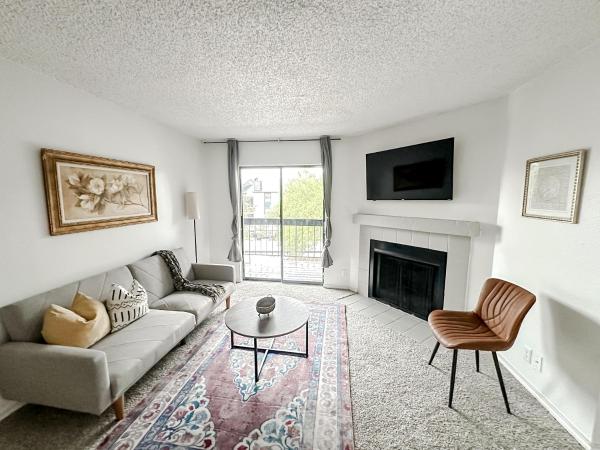 Sleepover Modern 1BD 1BA Austin TX Apartments, Buchen Sie Ferienwohnung Hotels in Greater Austin mit Pool, Schwimmbad