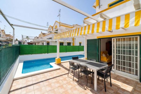 Villa Alagoa - Pool and Terrace, Prenota  Hotel con piscina a Altura, Piscina