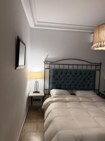 Villa Seventeen XVII, Buchen Sie  Hotels mit Pool in Tunis, Schwimmbad