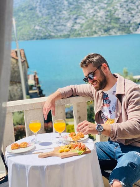 Villa Blanca - Risan, Buchen Sie Villa Cottages in Kotor Riviera, Cottage