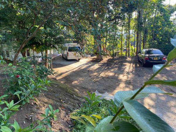 Evergreen tourist inn, Buchen Sie  Hiyarapitiya Distrikt Kandy
