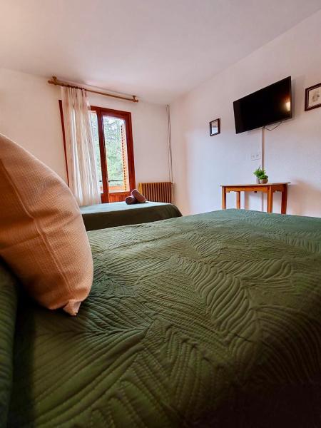 Hotel Acebo & Natura, Buchen Sie  Hotels in Aragonien mit Parkplatz, Parkplätze