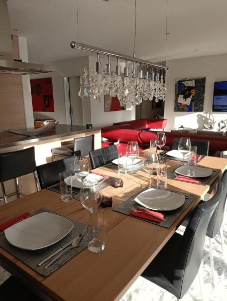 Luxury Penthouse 4 Bedroom 8 Min walk to WEF Davos, Reserva ahora  Davos Grisones