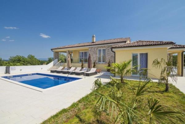 4 bedroom Villa near Labin, Reserva ahora  Hoteles con piscina en Raša, Piscina