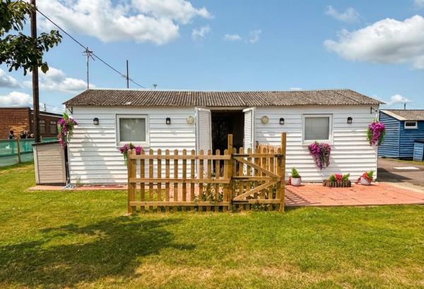 Sun, Sand & Sheppey The Ultimate Escape, Buchen Sie  Hotels in Kent mit Parkplatz, Parkplätze