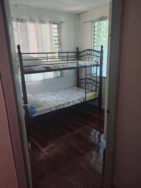 L218 Stay and Go Transient House, Buchen Sie Hotel Hotels in Bohol mit Parkplatz, Parkplätze
