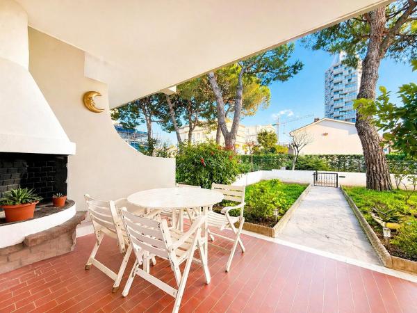 Appartamenti Platy - Carraro Immobiliare - Family Apartments, Prenota Appartamento Hotel a Veneto con parcheggio, Parcheggio