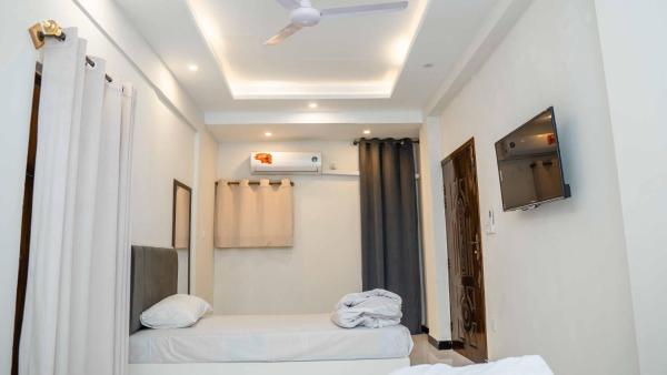 Peace Continental Hotel, Buchen Sie  Hotels in Islamabad mit Parkplatz, Parkplätze