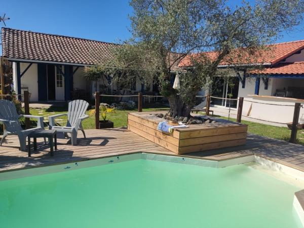 Les Cigales Du Bassin - Chambres, Reserva ahora  Hoteles en Aquitania con aparcamiento, Aparcamiento