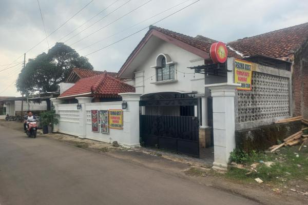 OYO 95179 Namira Guest House Syariah, Buchen Sie  Purwokerto 