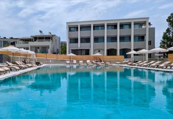 Pals Studios Pefkos, Reserva ahora  Hoteles con piscina en Rodas, Piscina