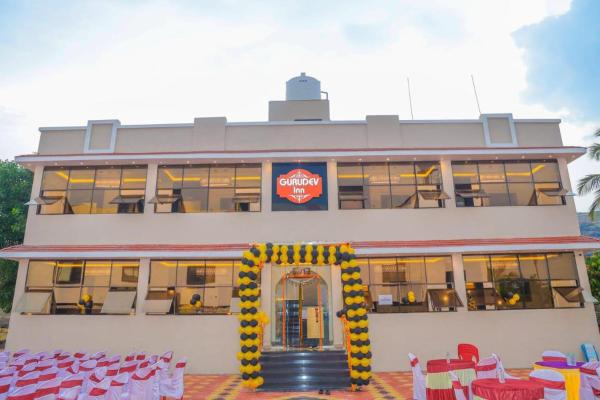 Hotel Gurudev Inn, Réserver  Junnar 