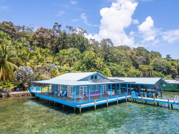 Hacienda Del Mar Confortable Villa Over the Water, Réserver  Loma Partida Bocas del Toro