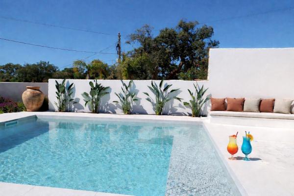 Villa dos Sobreiros dOuro - Luxury Suites & Private Pool - Carvoeiro & Benagil, Prenota  Hotel a Algarve con parcheggio, Parcheggio