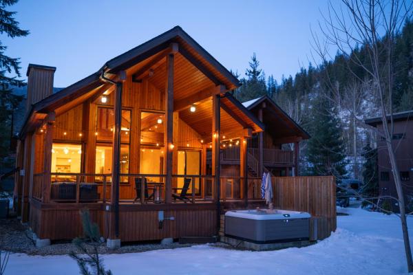 Great Escape Chalet Revelstoke, Buchen Sie Chalet Revelstoke Revelstoke